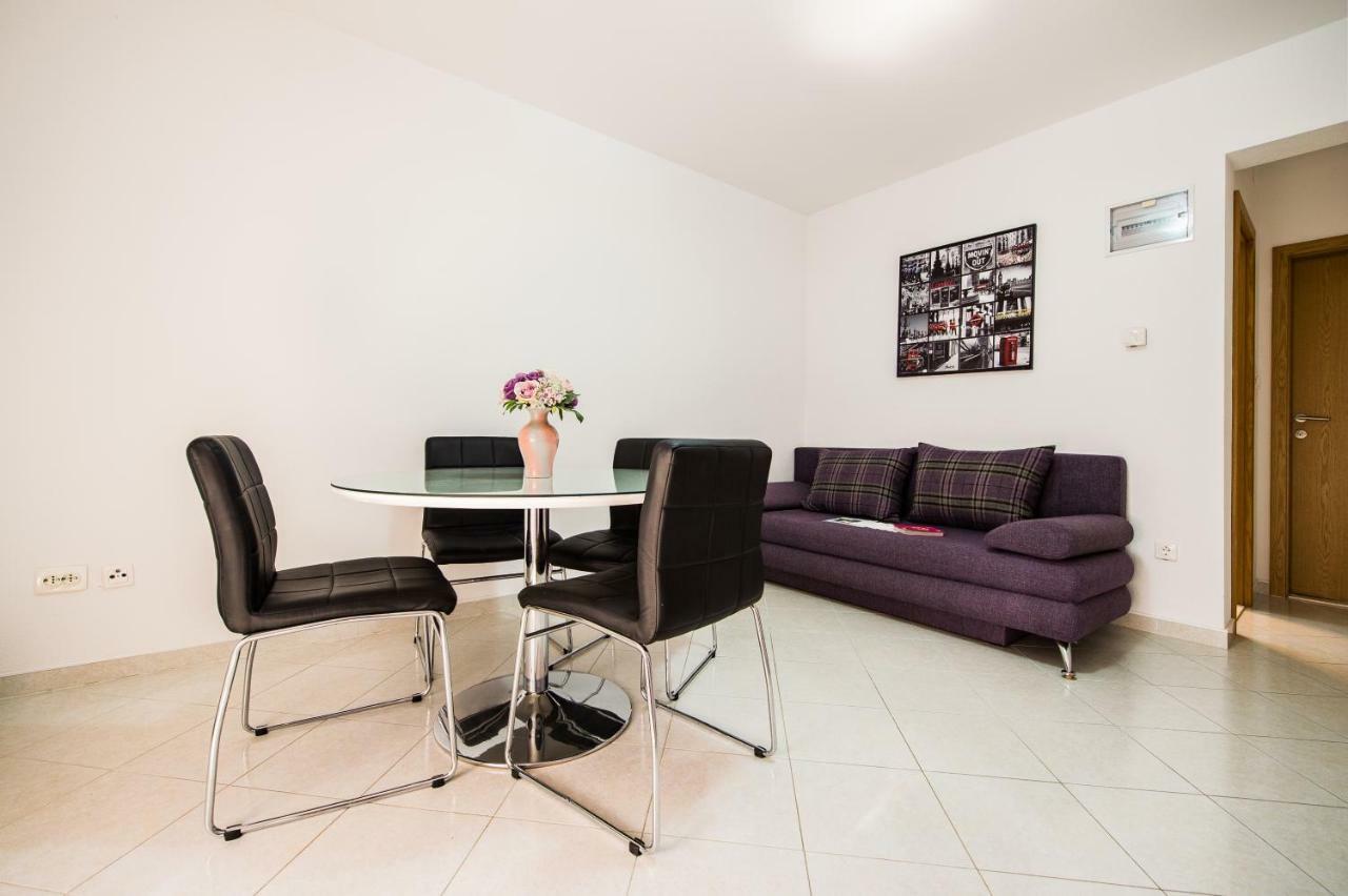 Apartmani Mila Podstrana Exteriör bild