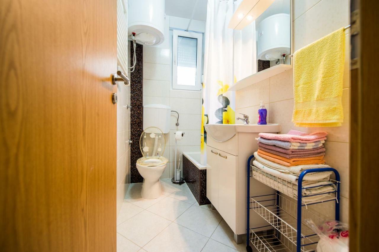 Apartmani Mila Podstrana Exteriör bild