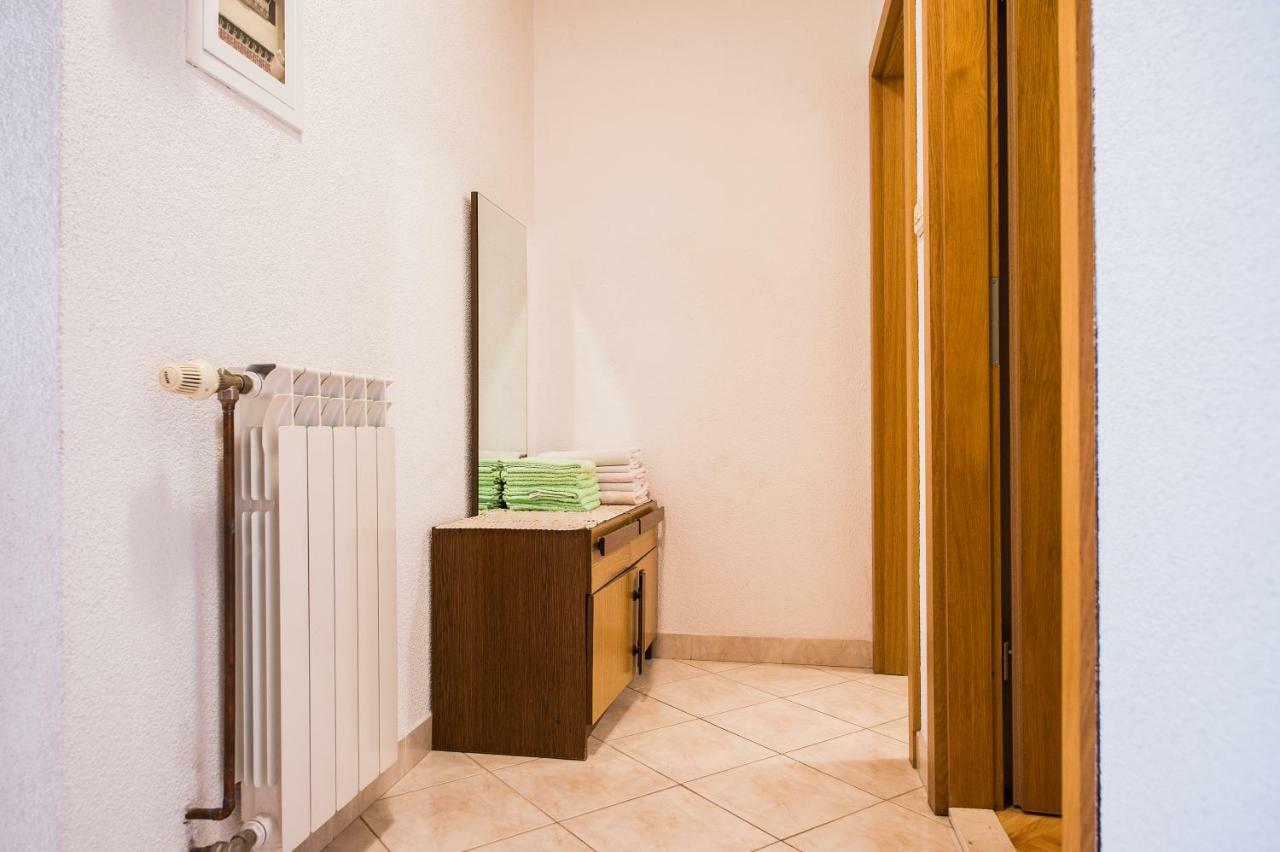 Apartmani Mila Podstrana Exteriör bild