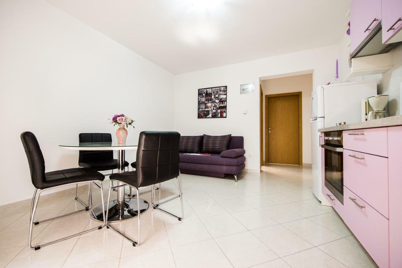 Apartmani Mila Podstrana Exteriör bild