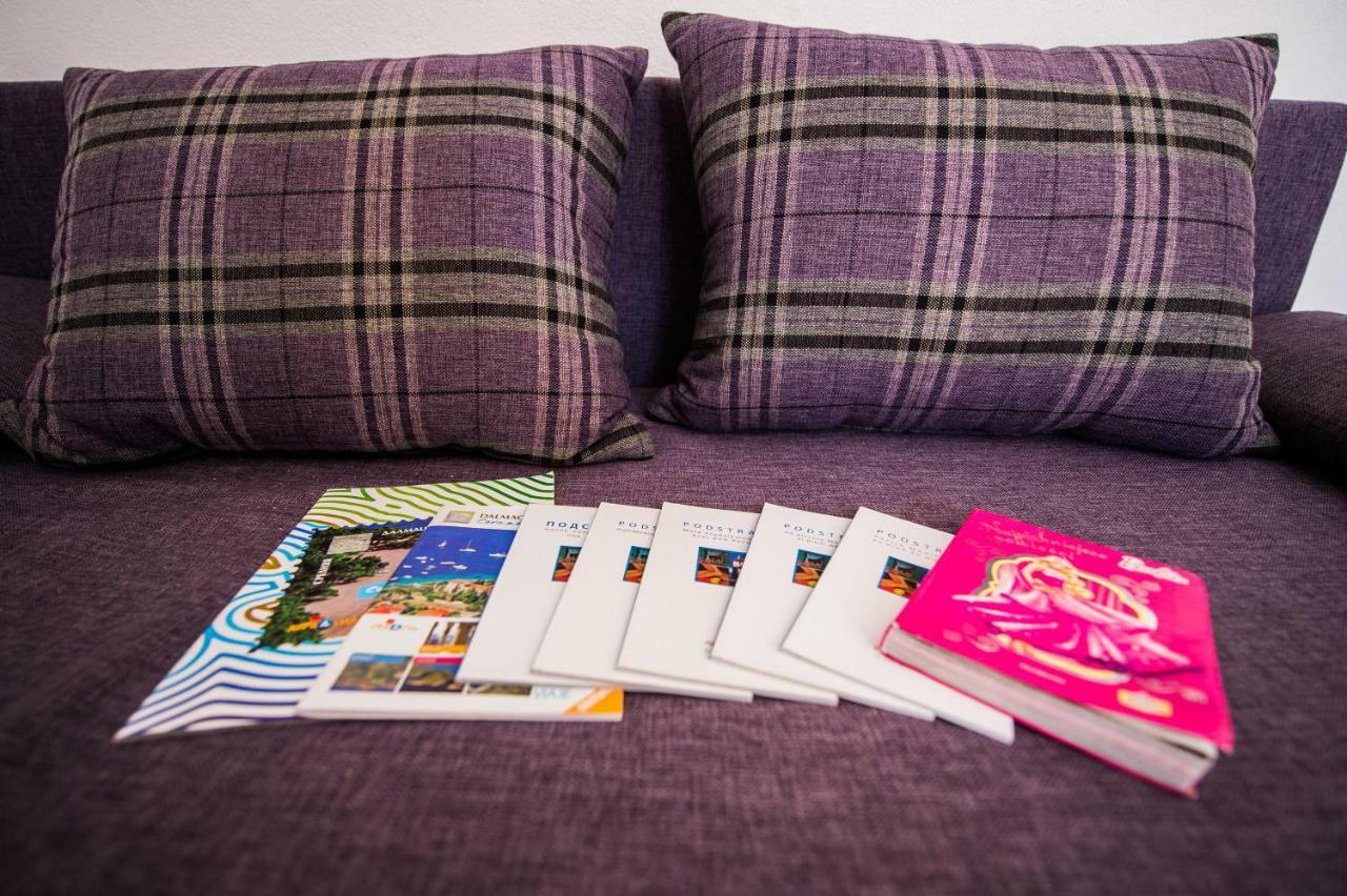 Apartmani Mila Podstrana Exteriör bild