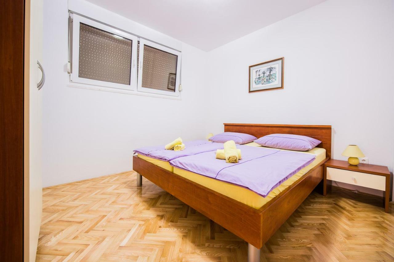 Apartmani Mila Podstrana Exteriör bild